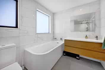 189 Namu Road, Opunake