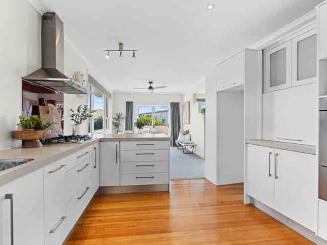 15 McLean Street, Strandon