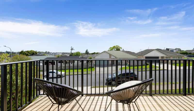 5/8 Baird Street, Howick