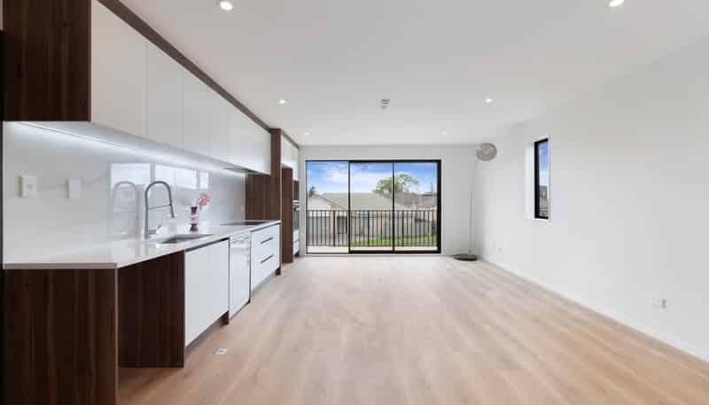 5/8 Baird Street, Howick