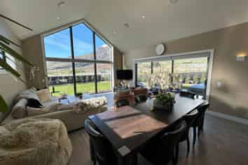 10 Drysdale Road, Jacks Point