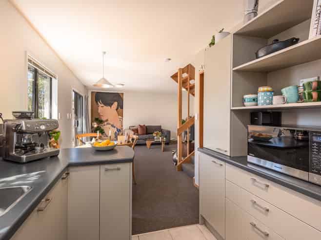 3/2 Rehua Lane, Saint Albans