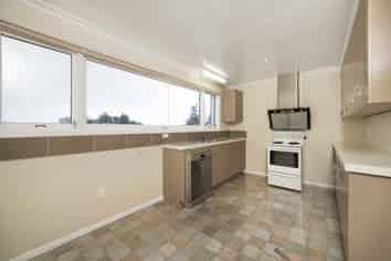 27A Littlebourne Road, Roslyn