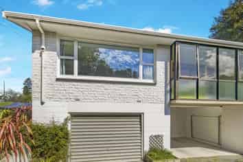 27A Littlebourne Road, Roslyn