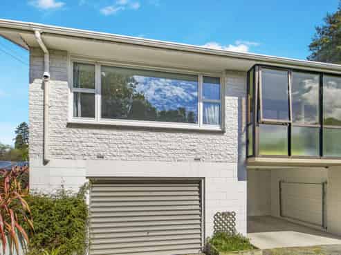 27A Littlebourne Road, Roslyn