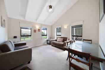 3 Neralee Court, Conifer Grove