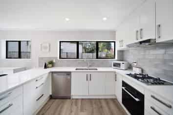 3 Neralee Court, Conifer Grove
