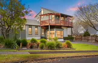 3 Neralee Court, Conifer Grove