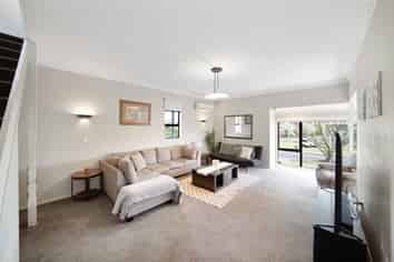 3 Neralee Court, Conifer Grove