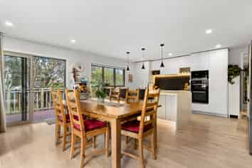 32 John Downs Drive, Browns Bay