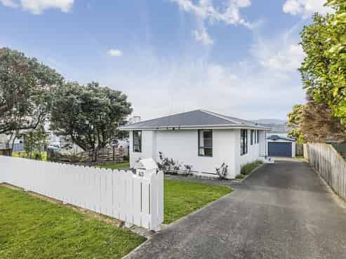 43 Waiuta Street, Titahi Bay