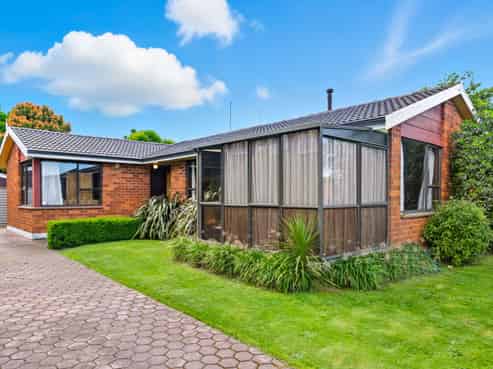 12 Harkness Place, Avonhead