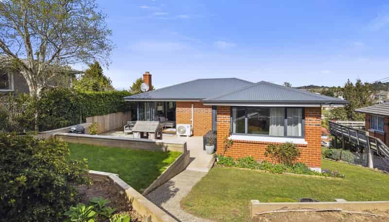 10 Salmond Street, Halfway Bush