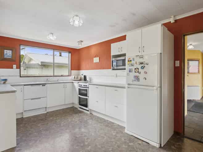 560 Brighton Road, Westwood