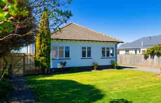 14 Beach Road, Kaikoura