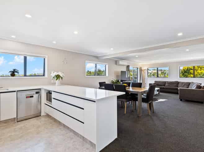50 Garton Drive, Massey