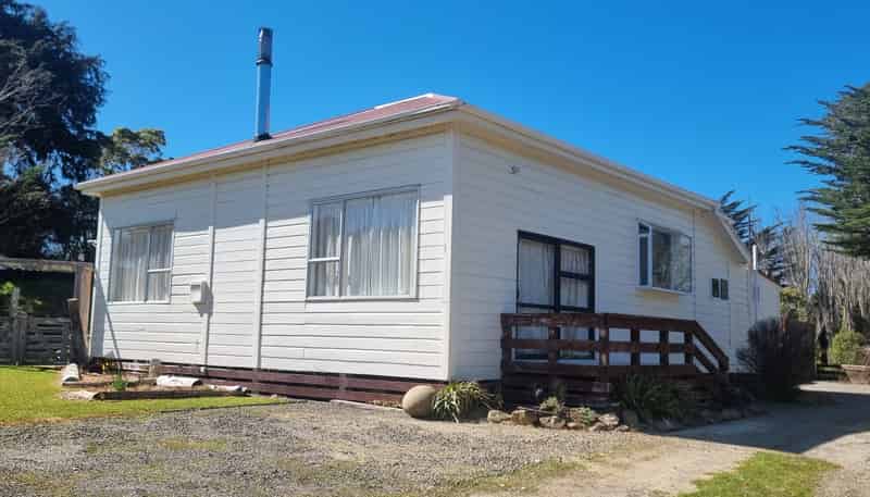 10747 Route 52, Pongaroa