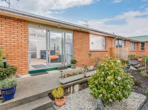 B/110 Argyle Street, Mosgiel