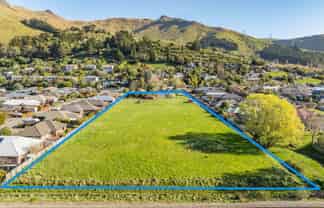 128-130 Port Hills Road , Ferrymead