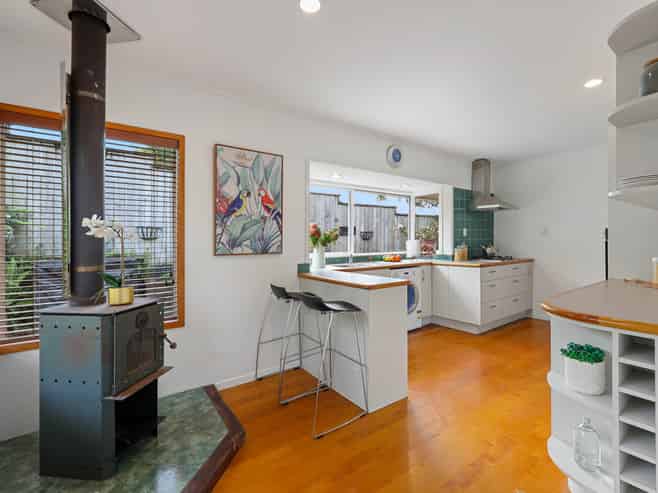 13 Seymour Road, Mellons Bay