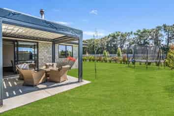 1 Cox Lane, Amberley