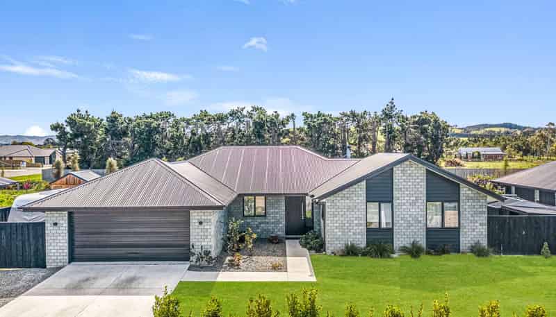 1 Cox Lane, Amberley
