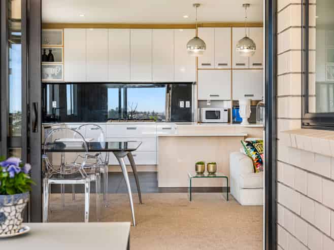 21 Woodridge Drive, Stanmore Bay