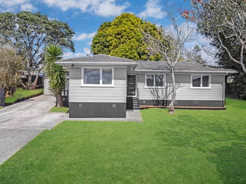 82 Kivell Close, Mangere East