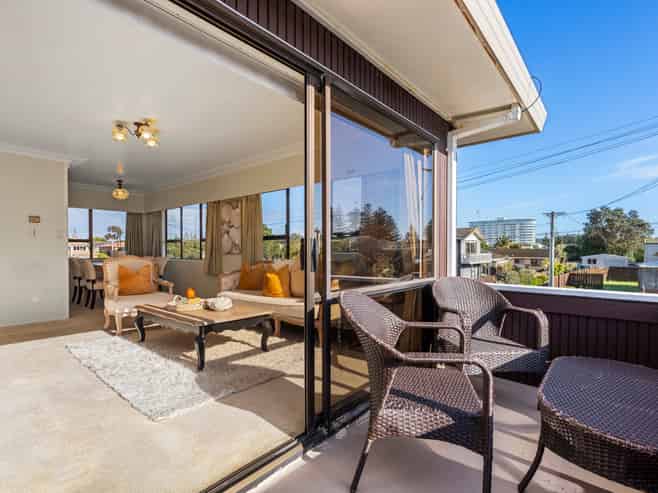 2 Empire Road, Orewa