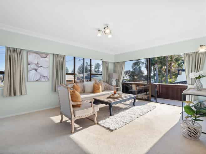 2 Empire Road, Orewa