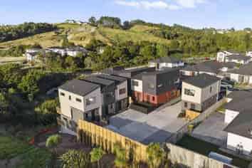 28 Johns Creek Crescent, Silverdale