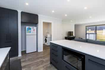 30 Doug Jensen Street, Wallaceville
