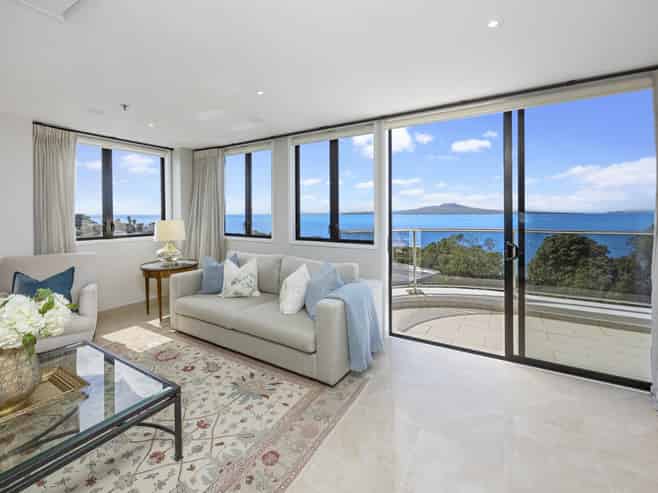 6B/173 Hurstmere Road, Takapuna