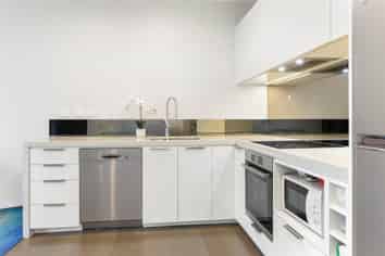 102/27 Enfield Street, Mount Eden