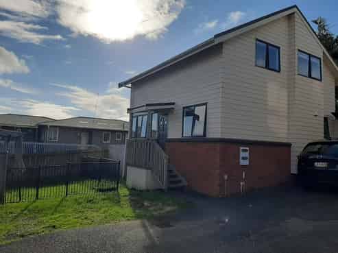 46 Benchmark Drive, Massey