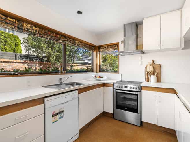 28A Thornycroft Street, Fendalton
