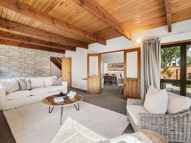 28A Thornycroft Street, Fendalton