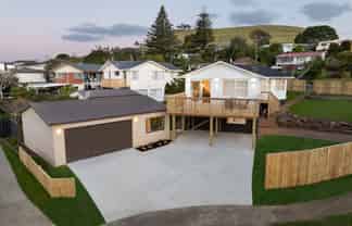 90 Taylor Road, Mangere Bridge