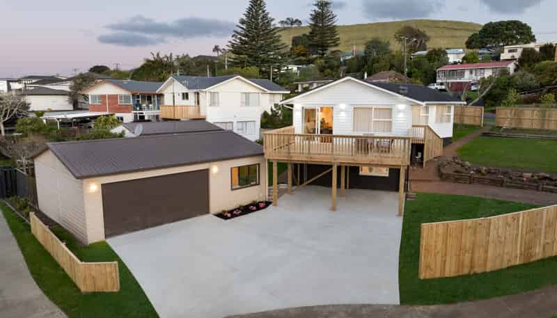 90 Taylor Road, Mangere Bridge