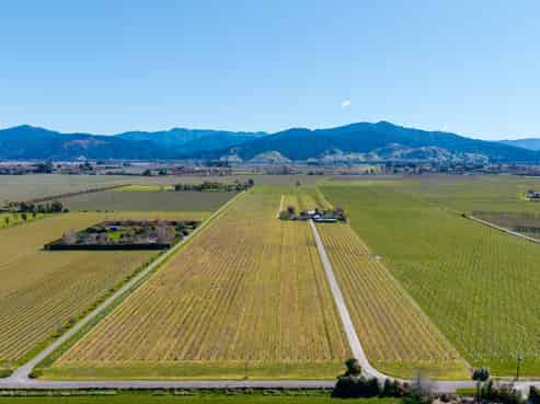  Mills and Ford Road East, Grovetown