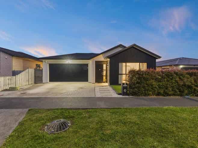 8 Koroheke Road, Takanini