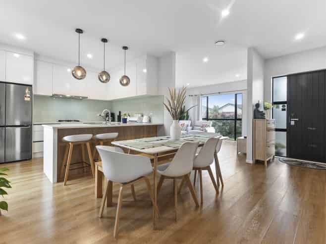 8 Koroheke Road, Takanini