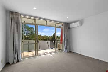 D10/20 Ian Marwick Place Birkenhead, Birkenhead