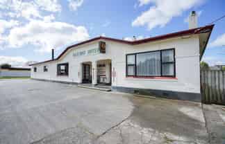 CALLING ASTUTE INVESTORS