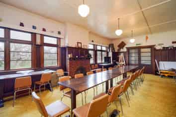 CALLING ASTUTE INVESTORS