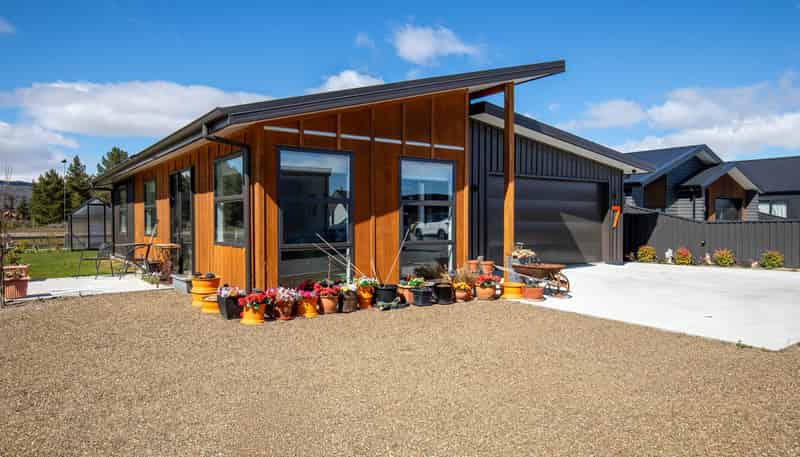 7 Gards Place, Alexandra
