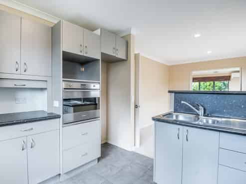 68 Erlestoke Crescent, Churton Park