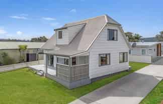 202a Ajax Rd in Whangamata, Whangamata