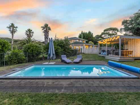 21 Matai Road, Raumati South