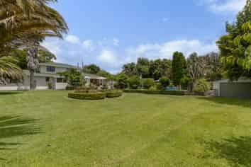 21 Matai Road, RAUMATI SOUTH